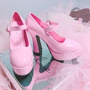 Meet your Posher, Nina